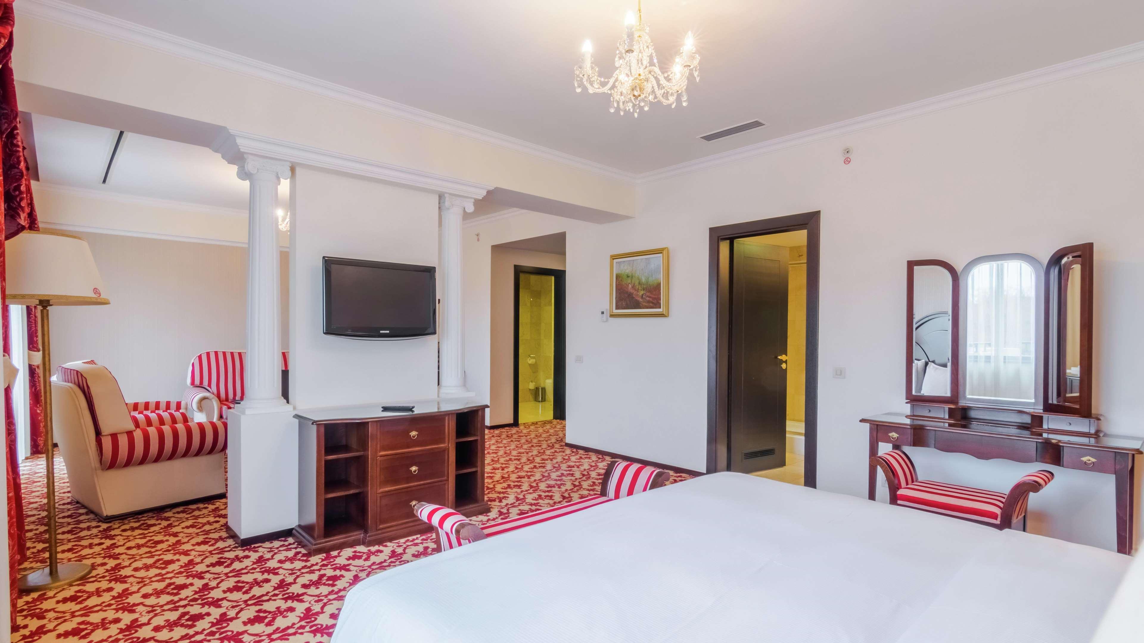 ฮิลตัน ซิบุย โฮเต็ล Hotel ซีบิว ภายนอก รูปภาพ