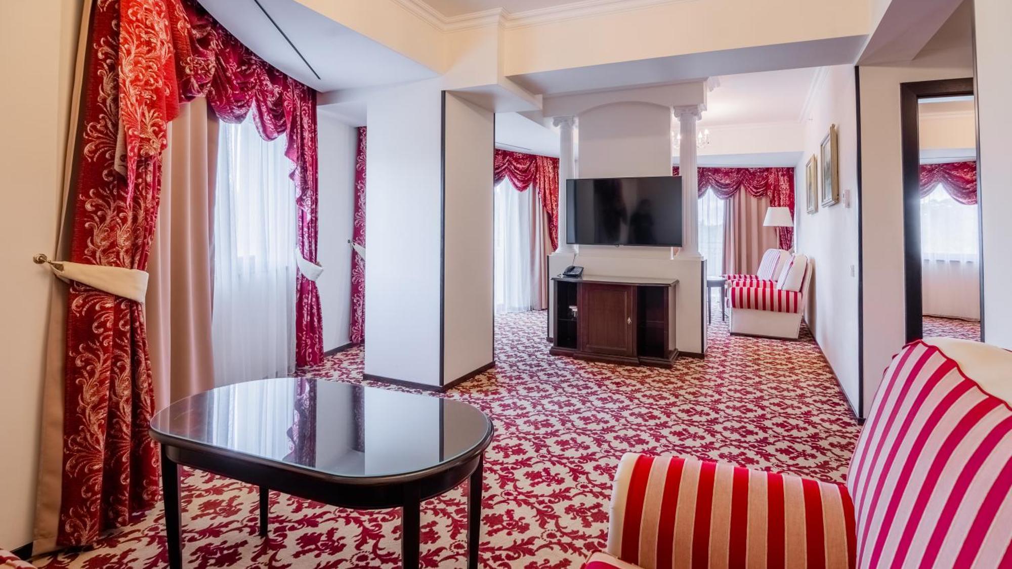 ฮิลตัน ซิบุย โฮเต็ล Hotel ซีบิว ภายนอก รูปภาพ